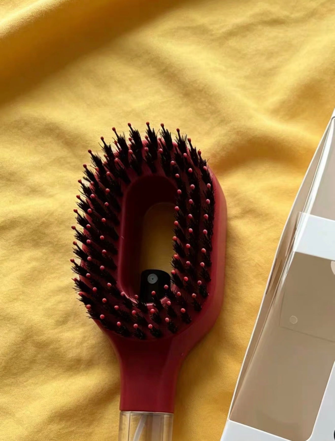 Innovative Spray Styling Comb