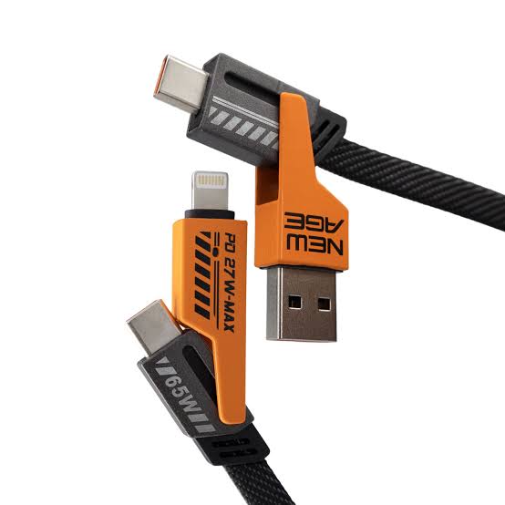 4-in-1 Fast Charging Cable – USB-A & USB-C to Type-C / Micro USB / Lightning
